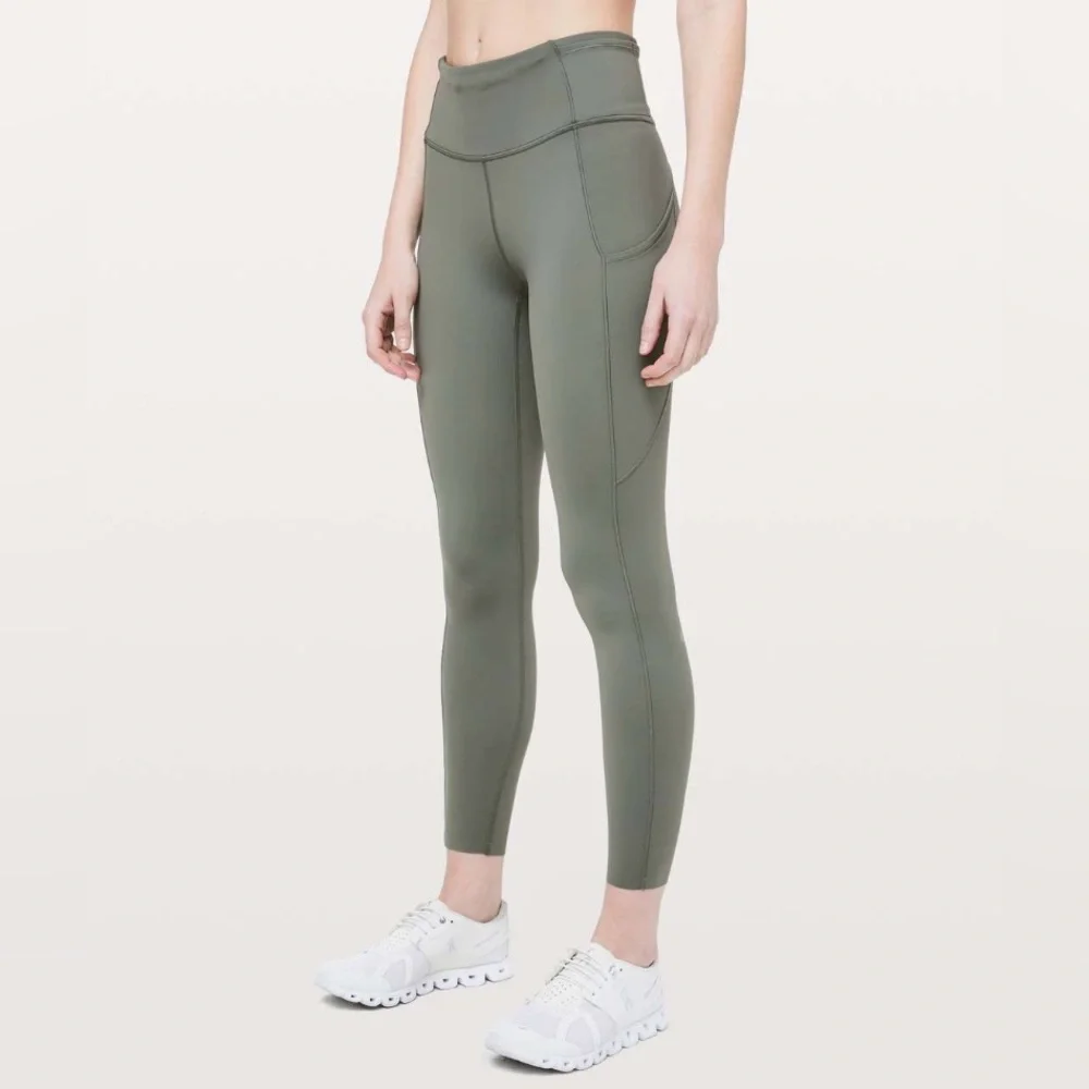 Lululemon Fast & Free 7/8 Tight II *25” in Grey Sage,‎ Size 6